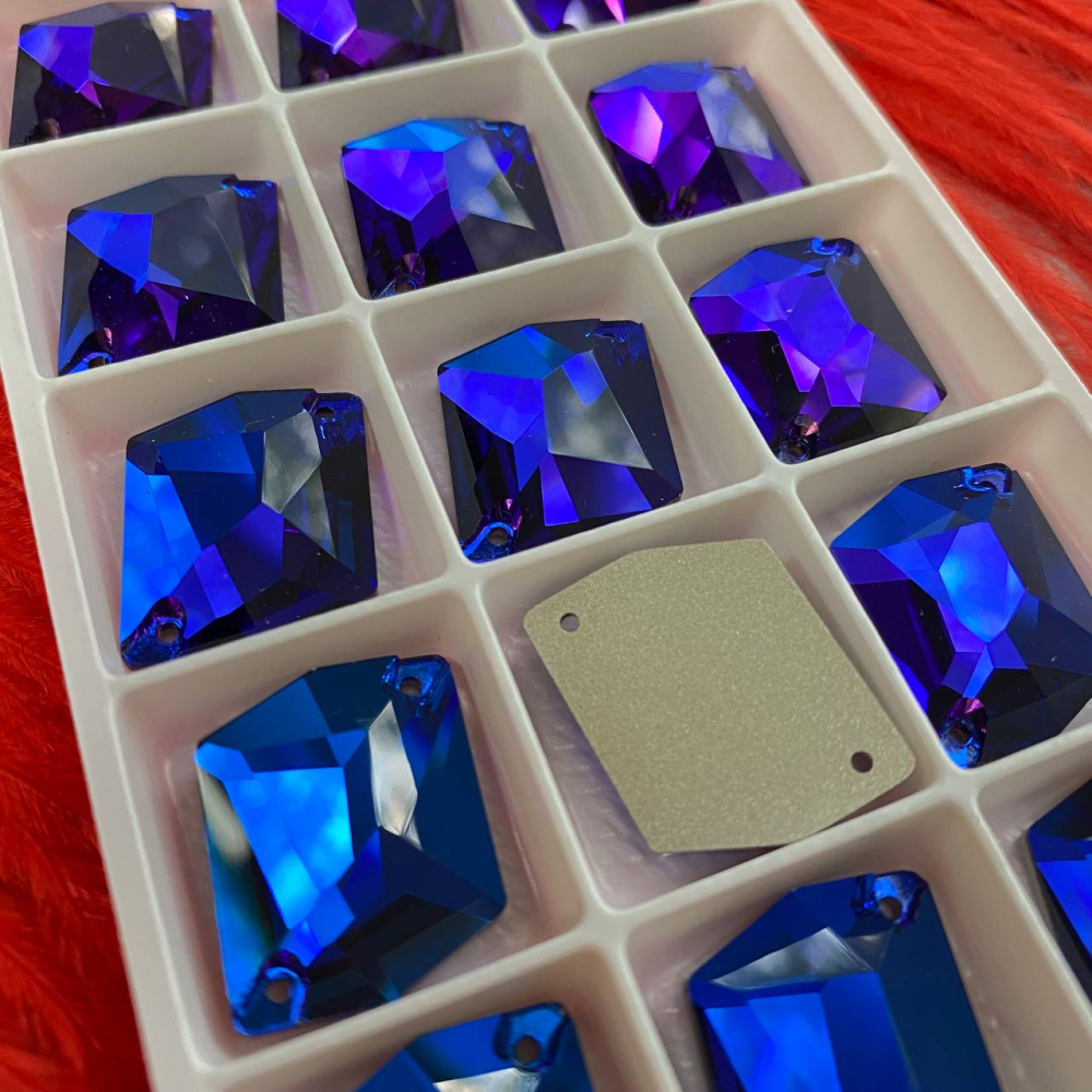 Стразы пришивные стекло Violet Blue космик 17*13мм cosmic 24шт LUX