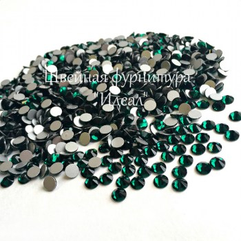 Стразы клеевые SS20 EMERALD (1440шт)